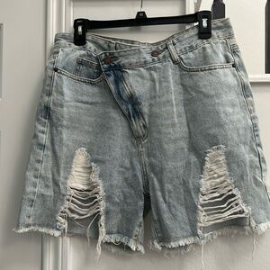 Asymmetrical Zipper Ripped Jean Shorts